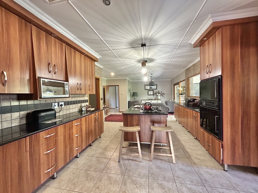 4 Bedroom Property for Sale in Boskloof Eastern Cape